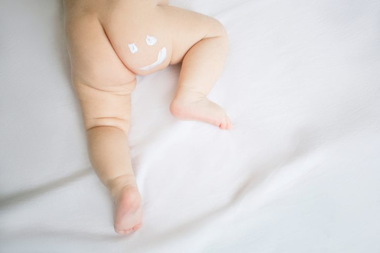 屁屁膏怎麼擦對寶寶肌膚比較好？